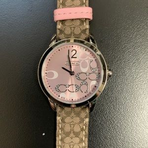 Coach Women’s Classic Signature Logo Strap Watch 14501621